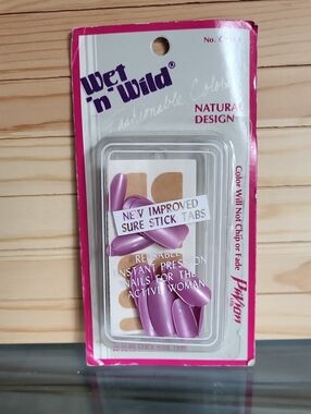 Wet n Wild Lavender Reusable Press-On Nails